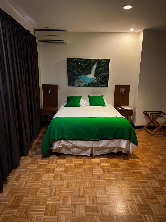 Legacy Boutique Hotel Quesada  Eksteriør billede